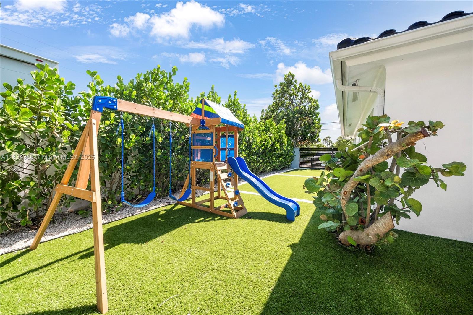 LAKELAND RESUB - Residential