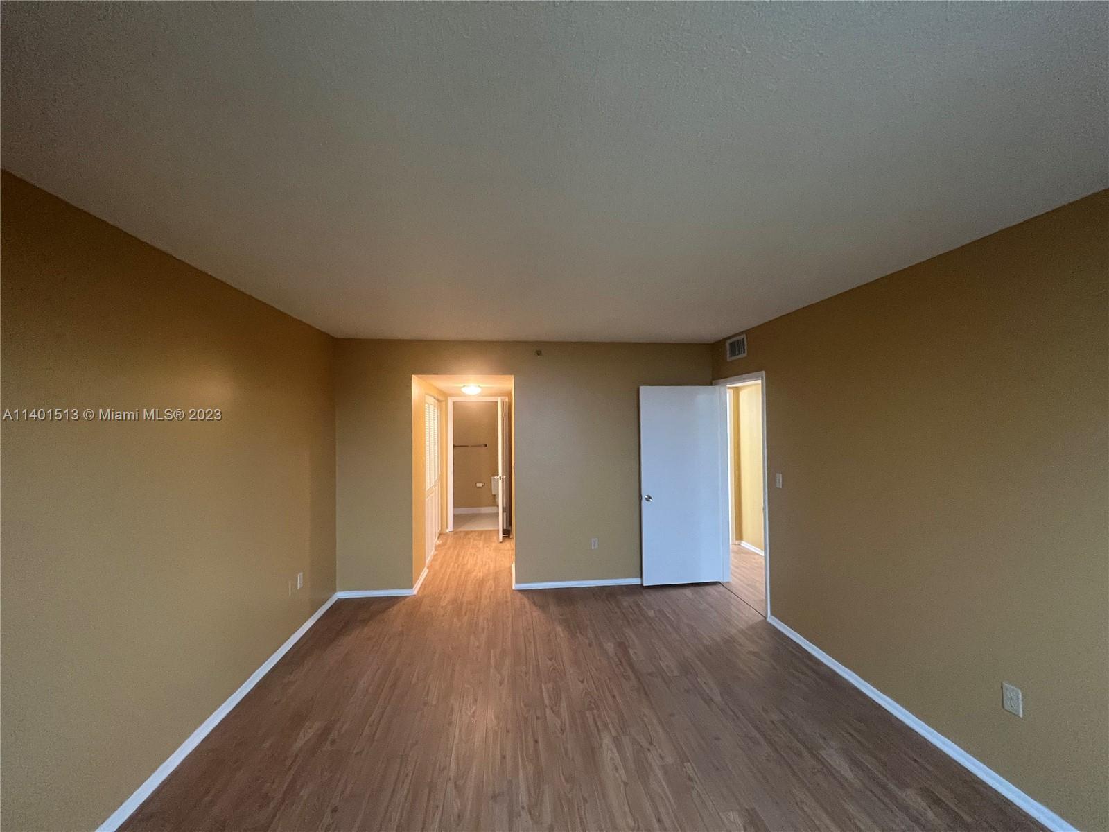 HILLCREST EAST NO 20 COND - Residential Lease