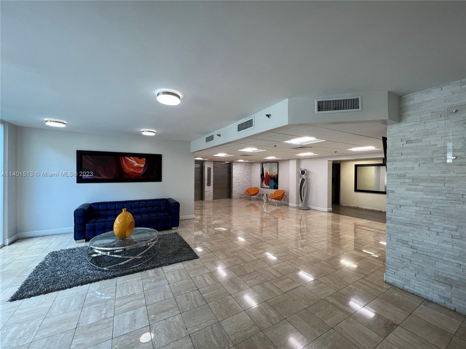 HILLCREST EAST NO 20 COND - Residential Lease