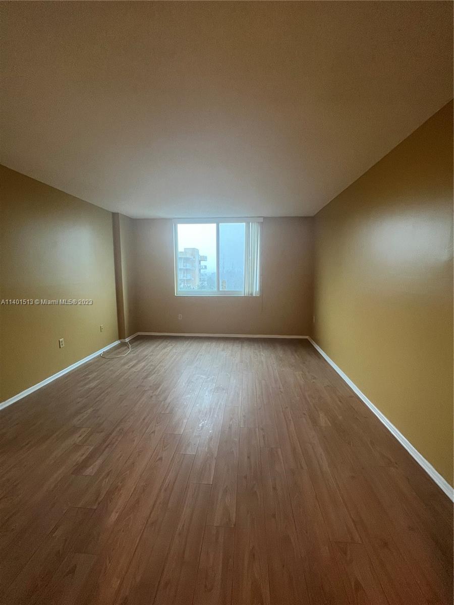 HILLCREST EAST NO 20 COND - Residential Lease