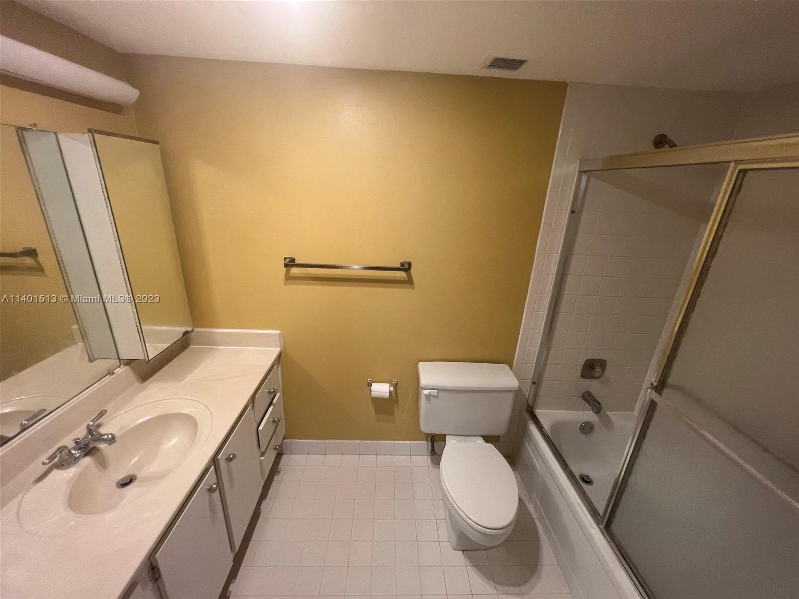 HILLCREST EAST NO 20 COND - Residential Lease