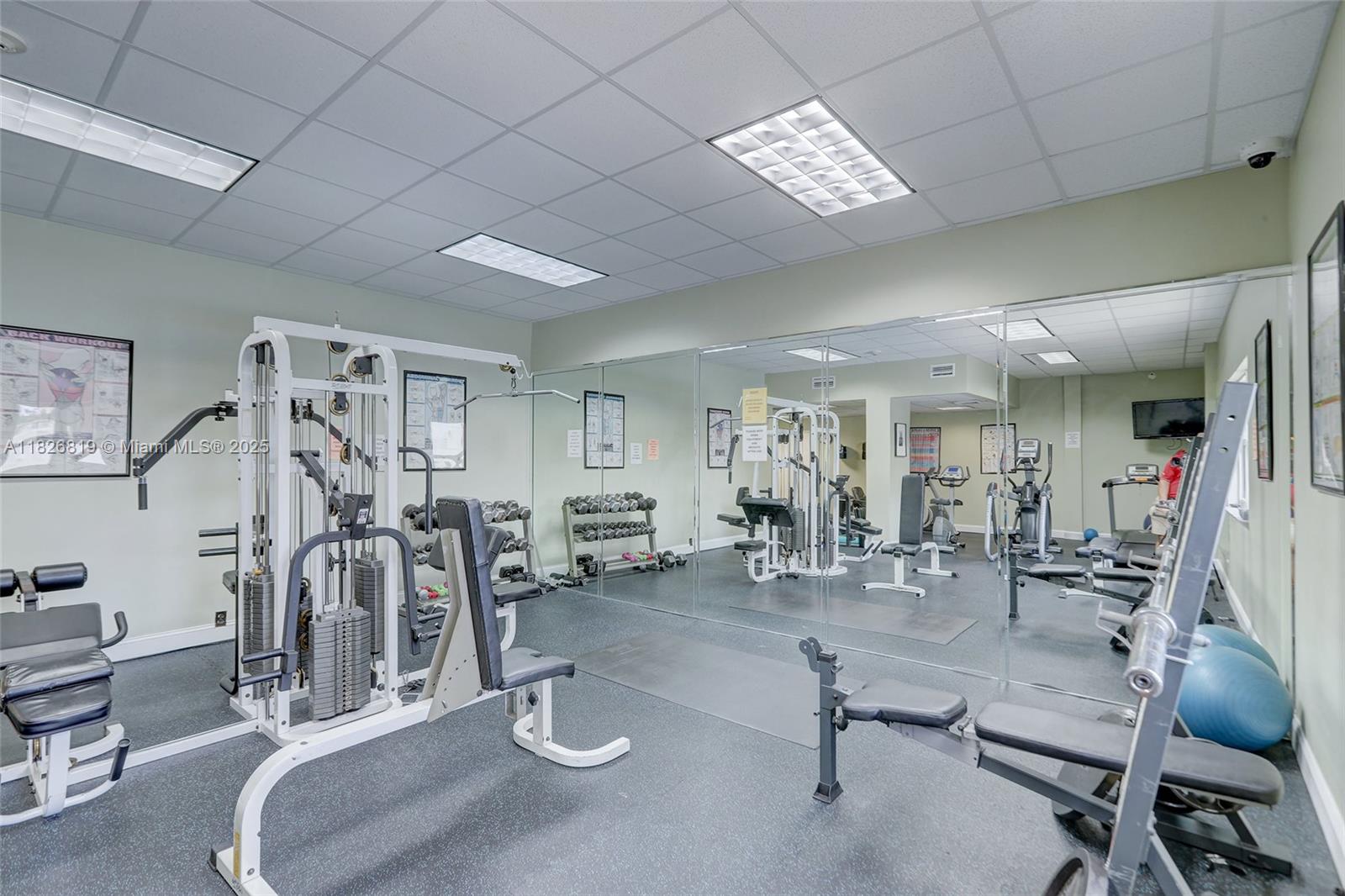CARLTON TOWER CONDO - Residential Lease
