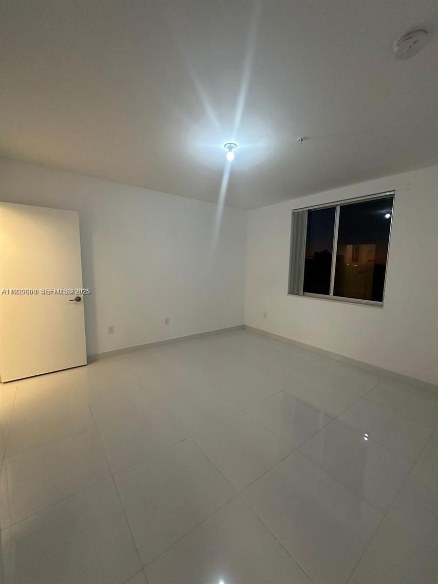WEITZER AVENTURA PLACE CO - Residential