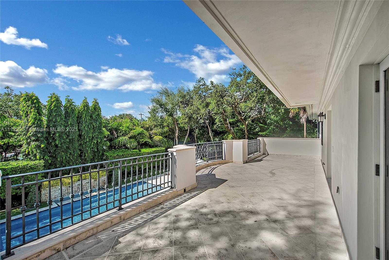 STONEGATE - Residential