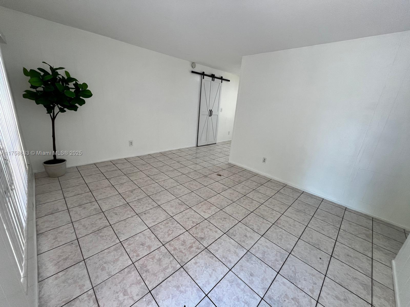 BEVERLY PARK - Residential