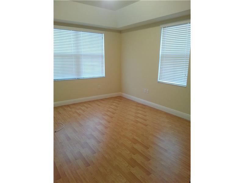 PROMENADE SHORES AT DORAL - Residential Lease