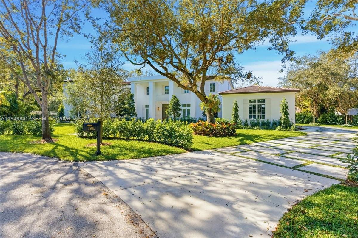 POINSETTIA ESTATES - Residential