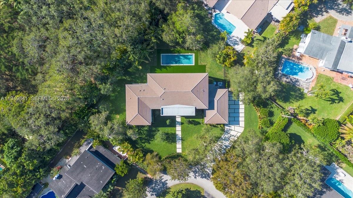 POINSETTIA ESTATES - Residential