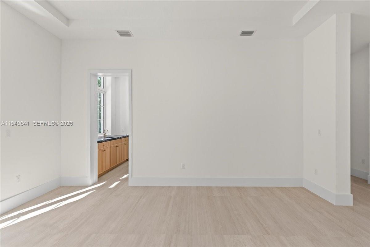 POINSETTIA ESTATES - Residential