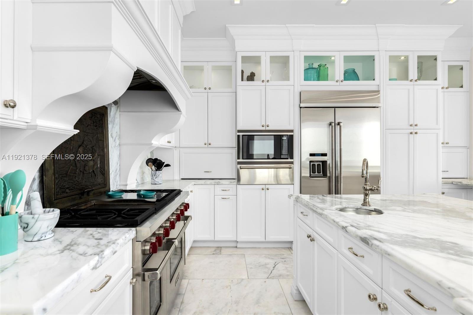TREASURE ISLAND - Residential