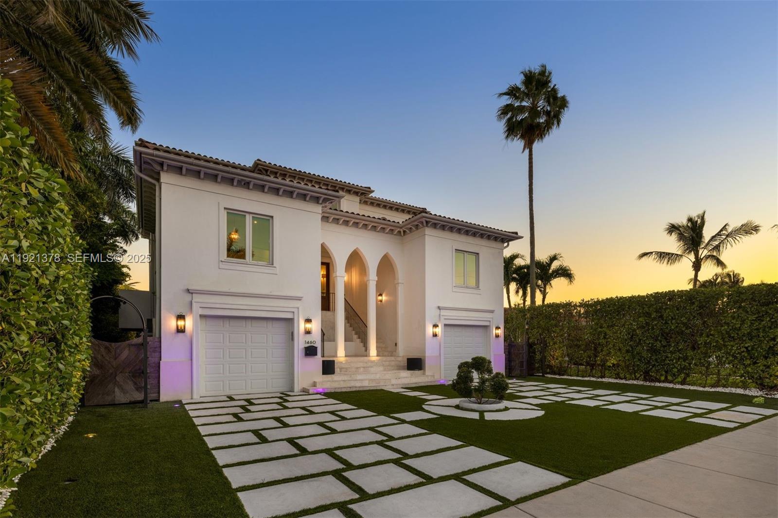 TREASURE ISLAND - Residential
