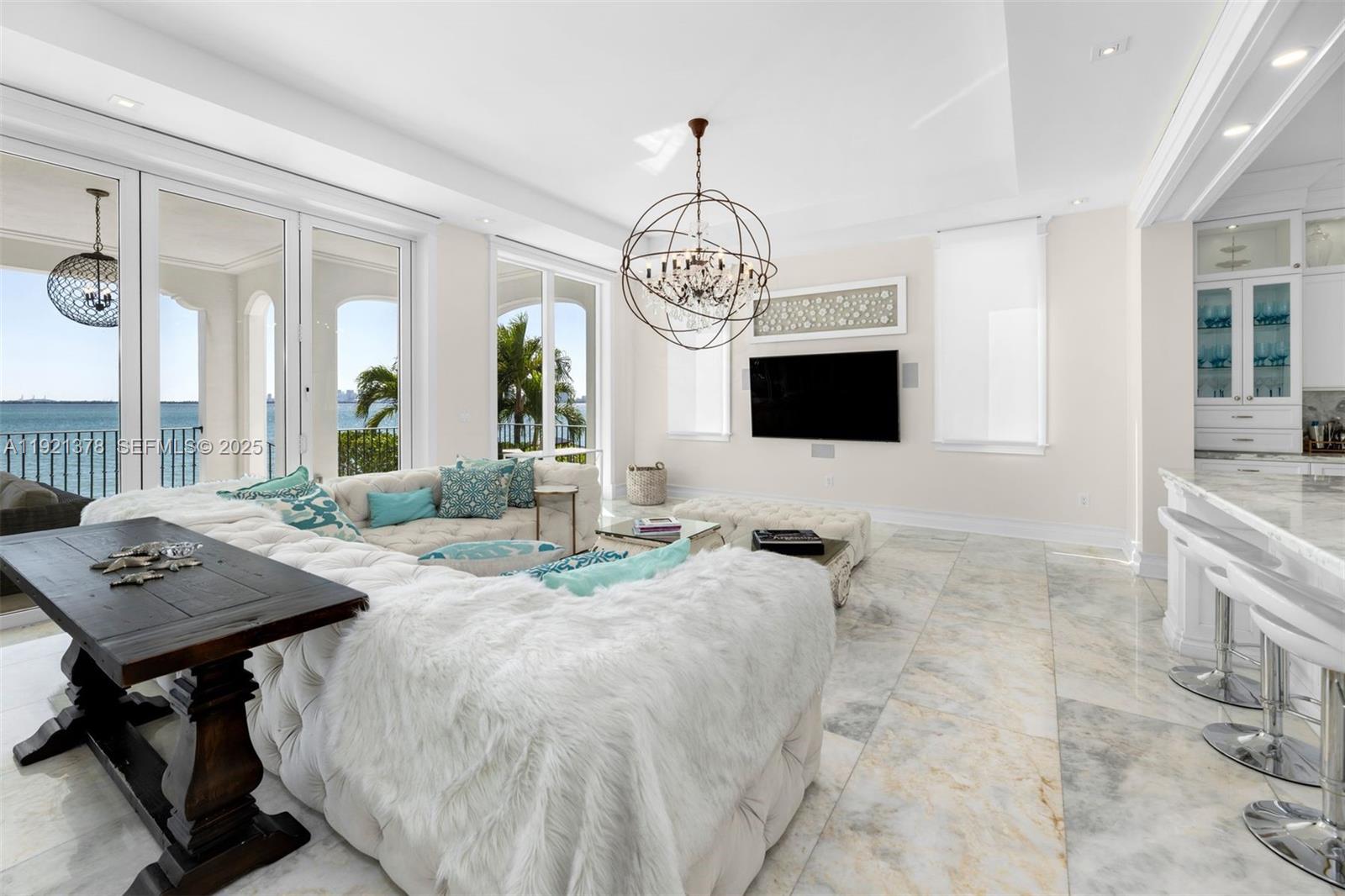 TREASURE ISLAND - Residential