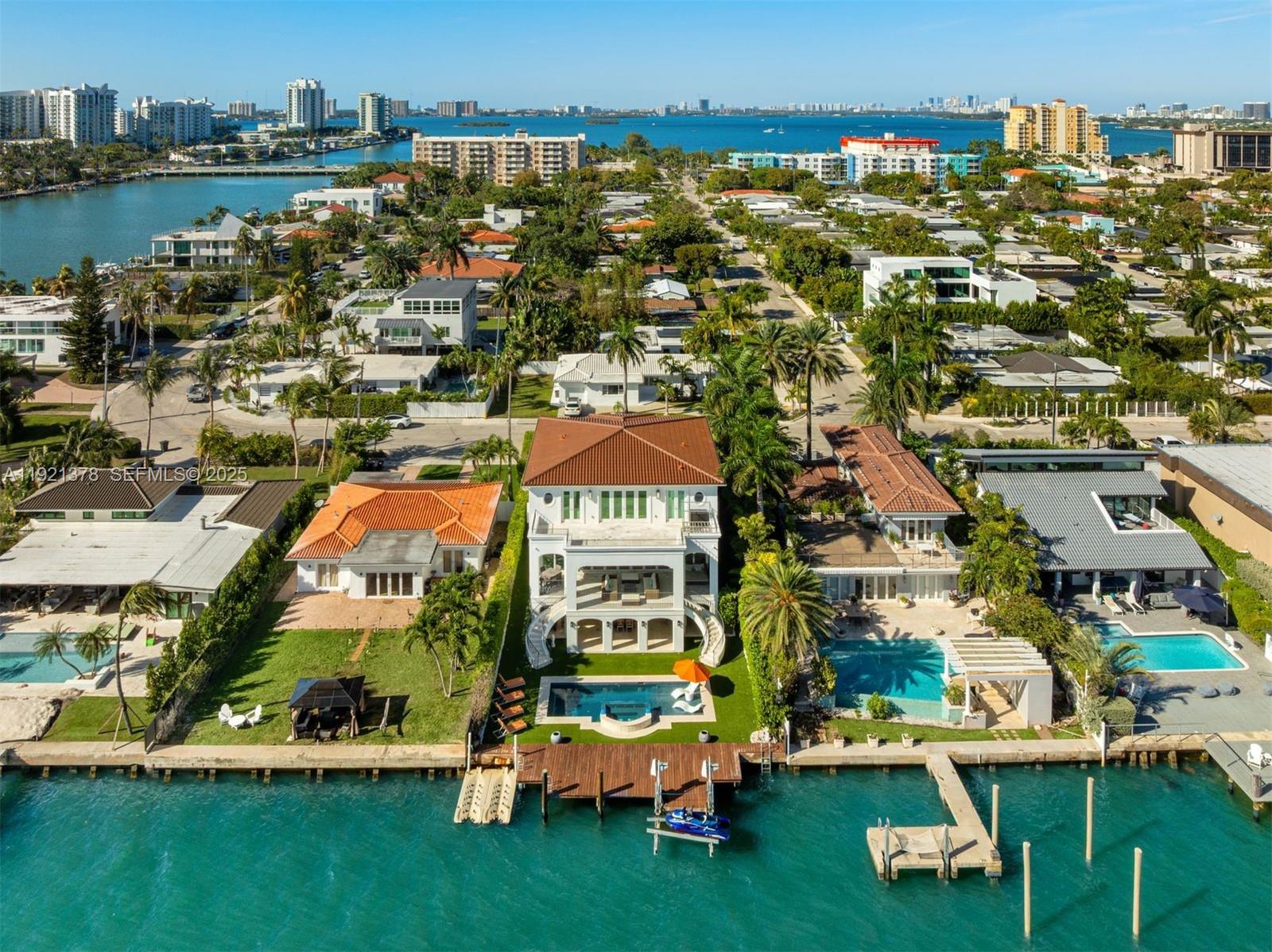 TREASURE ISLAND - Residential