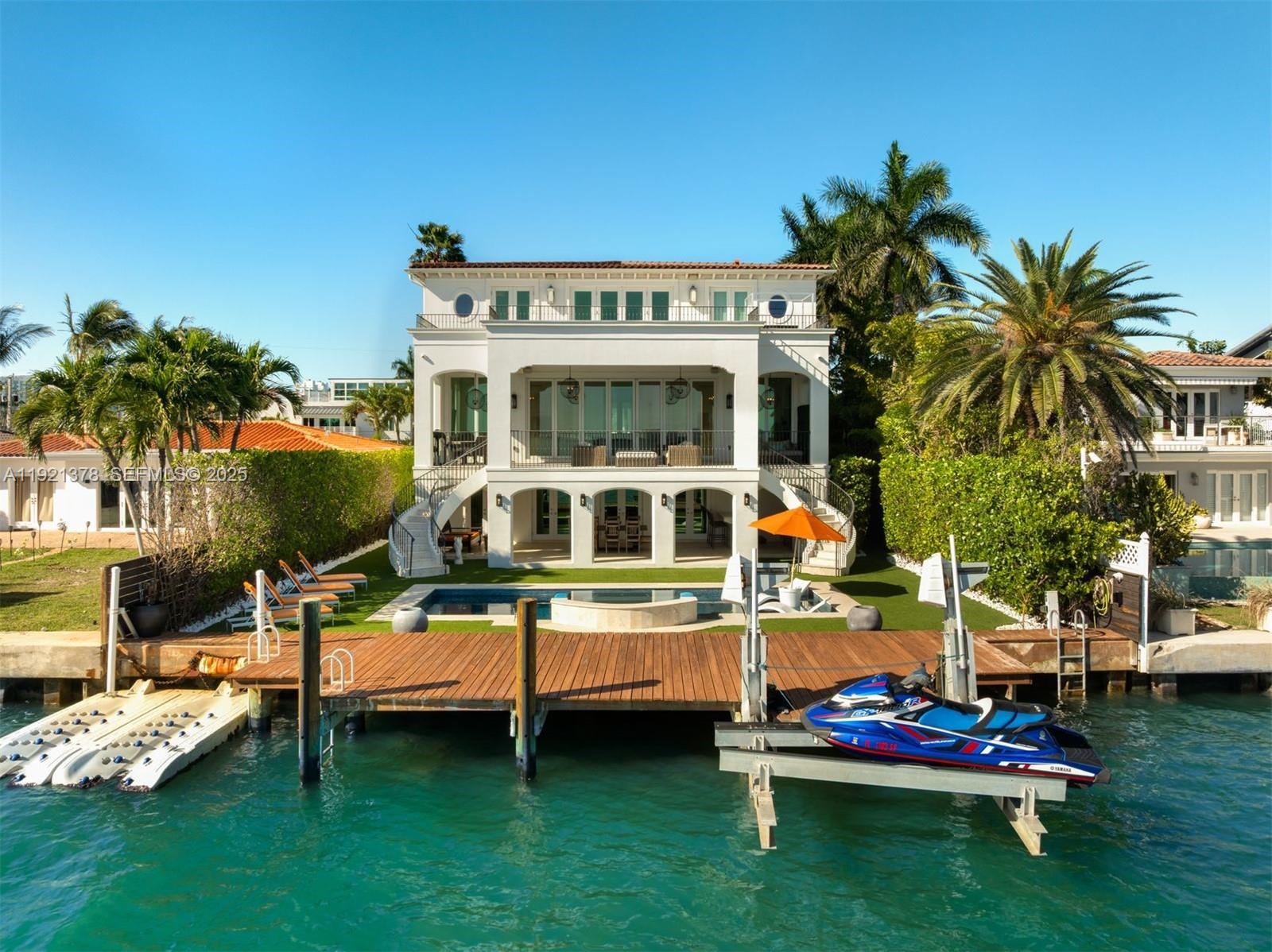 TREASURE ISLAND - Residential
