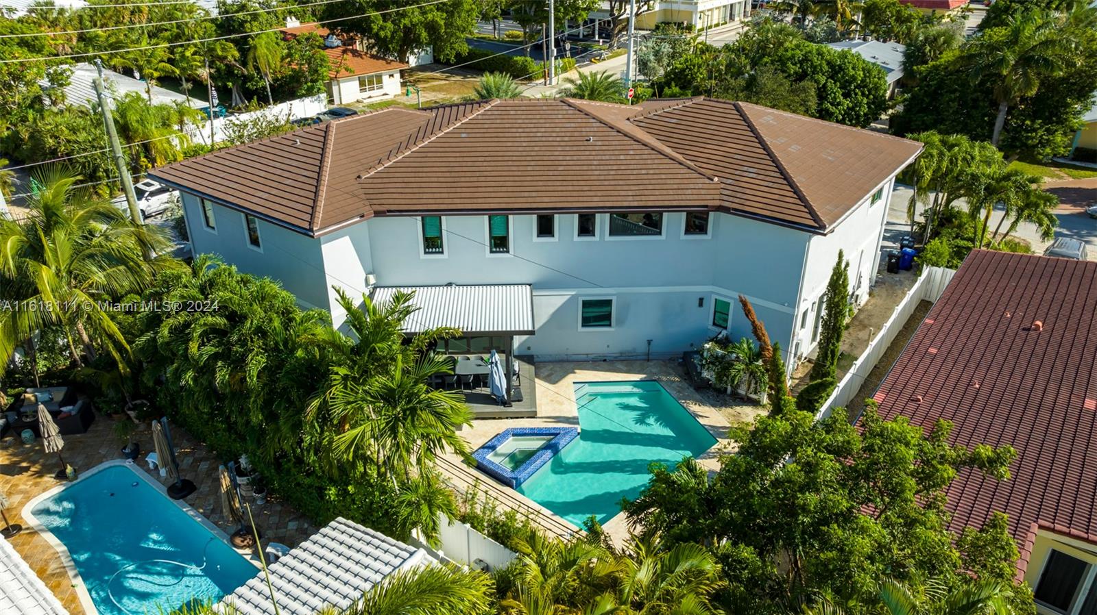 SILVER SHORES SEC OF LAUD - Residential