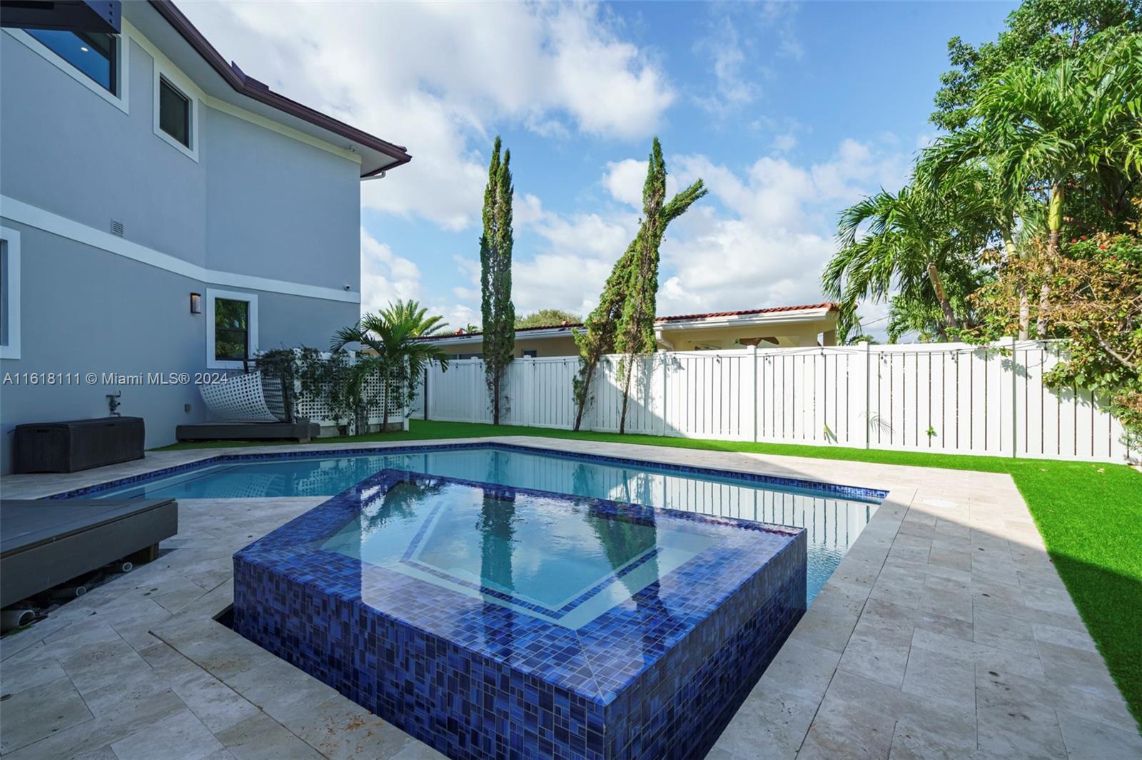 SILVER SHORES SEC OF LAUD - Residential
