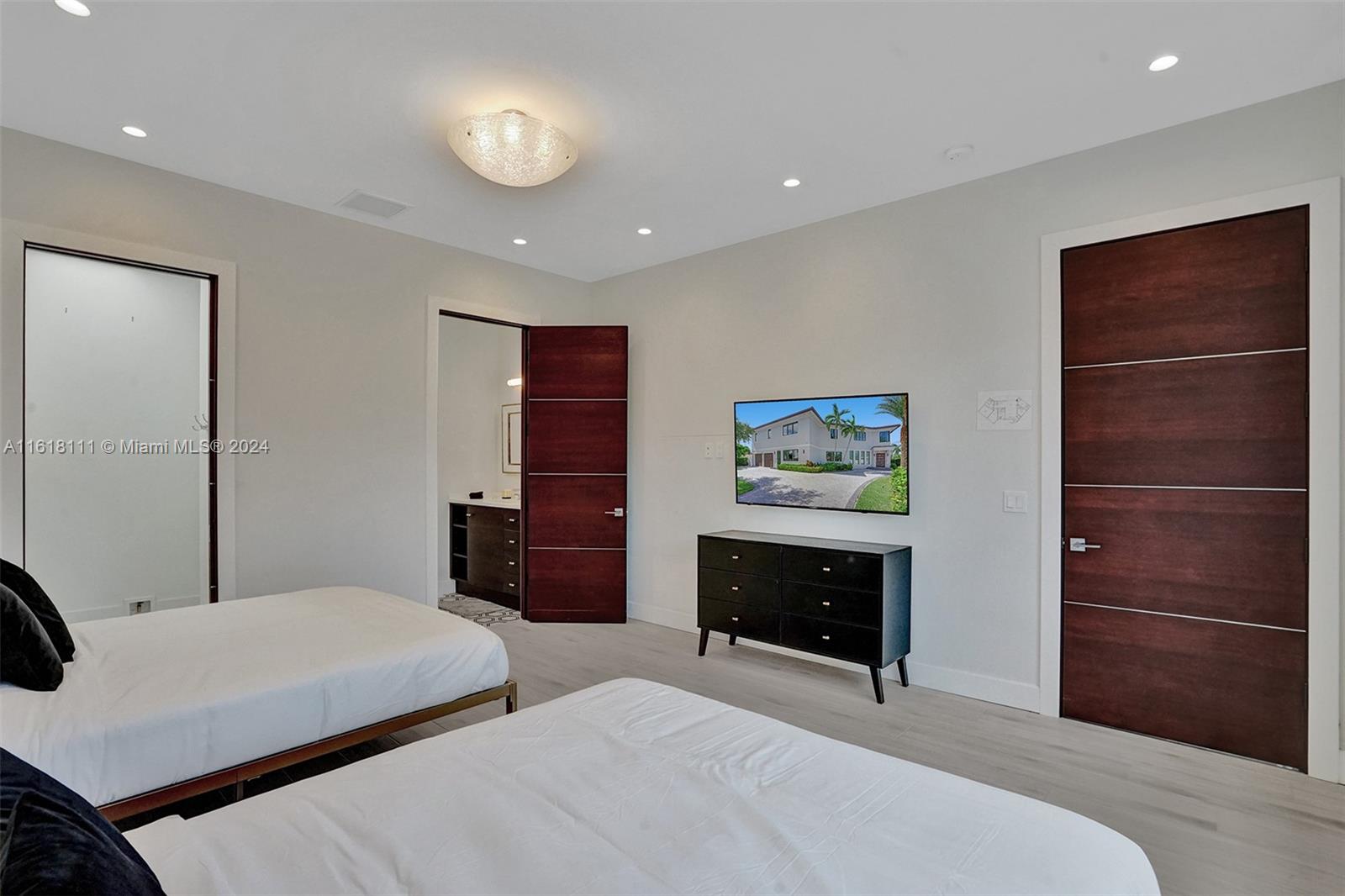 SILVER SHORES SEC OF LAUD - Residential