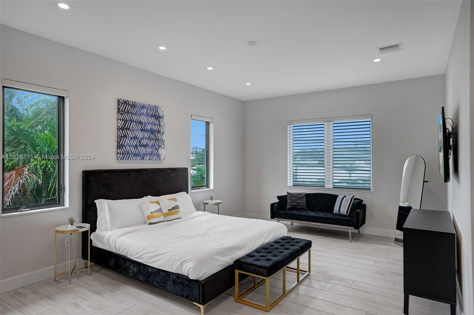 SILVER SHORES SEC OF LAUD - Residential