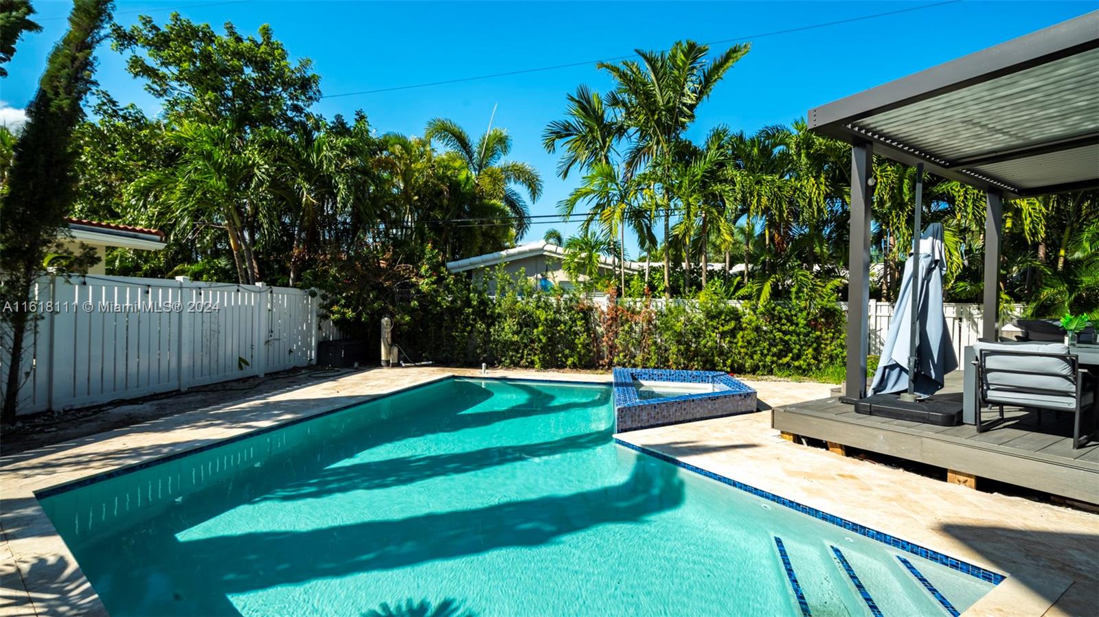 SILVER SHORES SEC OF LAUD - Residential