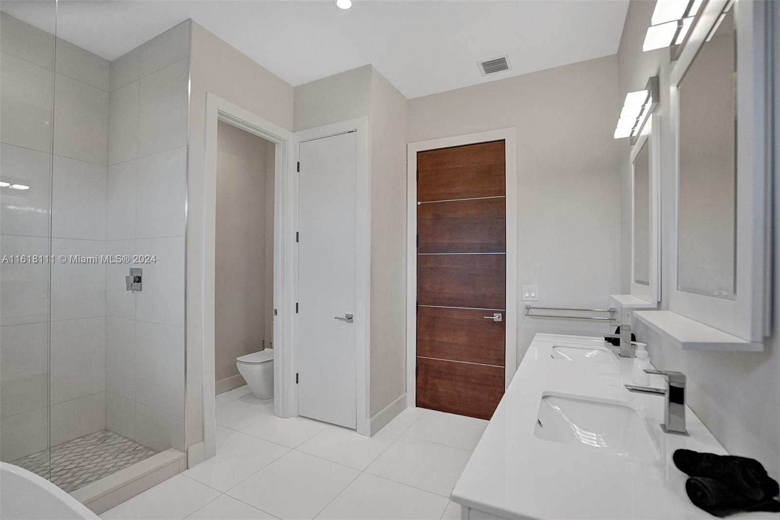 SILVER SHORES SEC OF LAUD - Residential