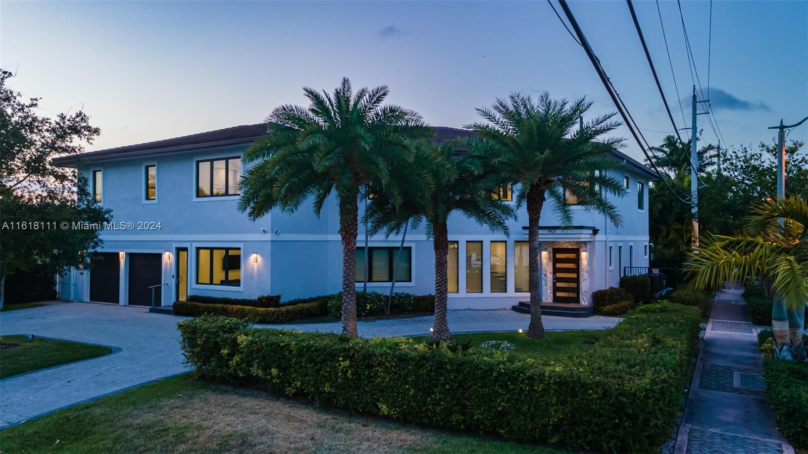 Experience luxury in this modern paradise with 8 bedrooms, 5,000 sq. ft. of living space. Located in an exclusive area, just a 5-minute walk to beaches, supermarkets, bars, and restaurants.

The chef's kitchen includes warm wood cabinets, granite countertops, two breakfast bars, and stainless steel appliances, including a 6-burner gas stove with pot filler.

Built in 2018, this mansion offers high-end furnishings, luxurious closets, a new heated pool with jacuzzi, and a beautifully landscaped backyard. Additional features include a , massive driveway, stunning entryway, and vaulted ceilings. Enjoy convenience just 20 minutes from FLL, with in-home washer/dryer and hotel-grade beds. This residence epitomizes opulence and the best of Florida living.