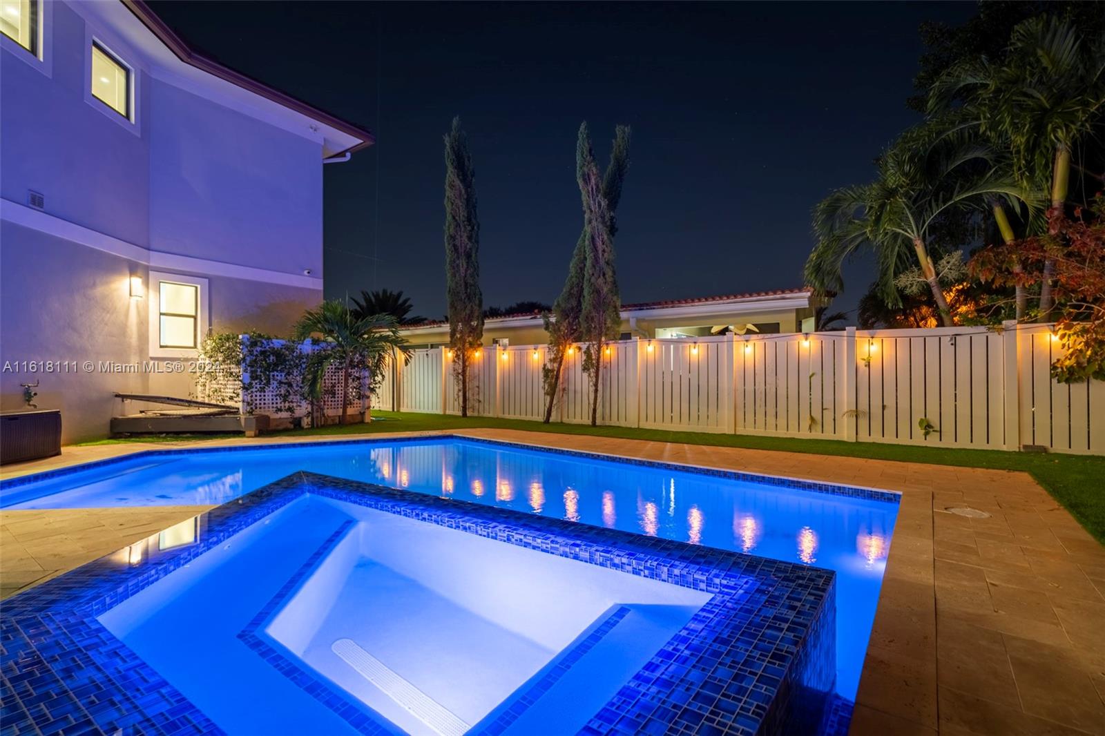 SILVER SHORES SEC OF LAUD - Residential