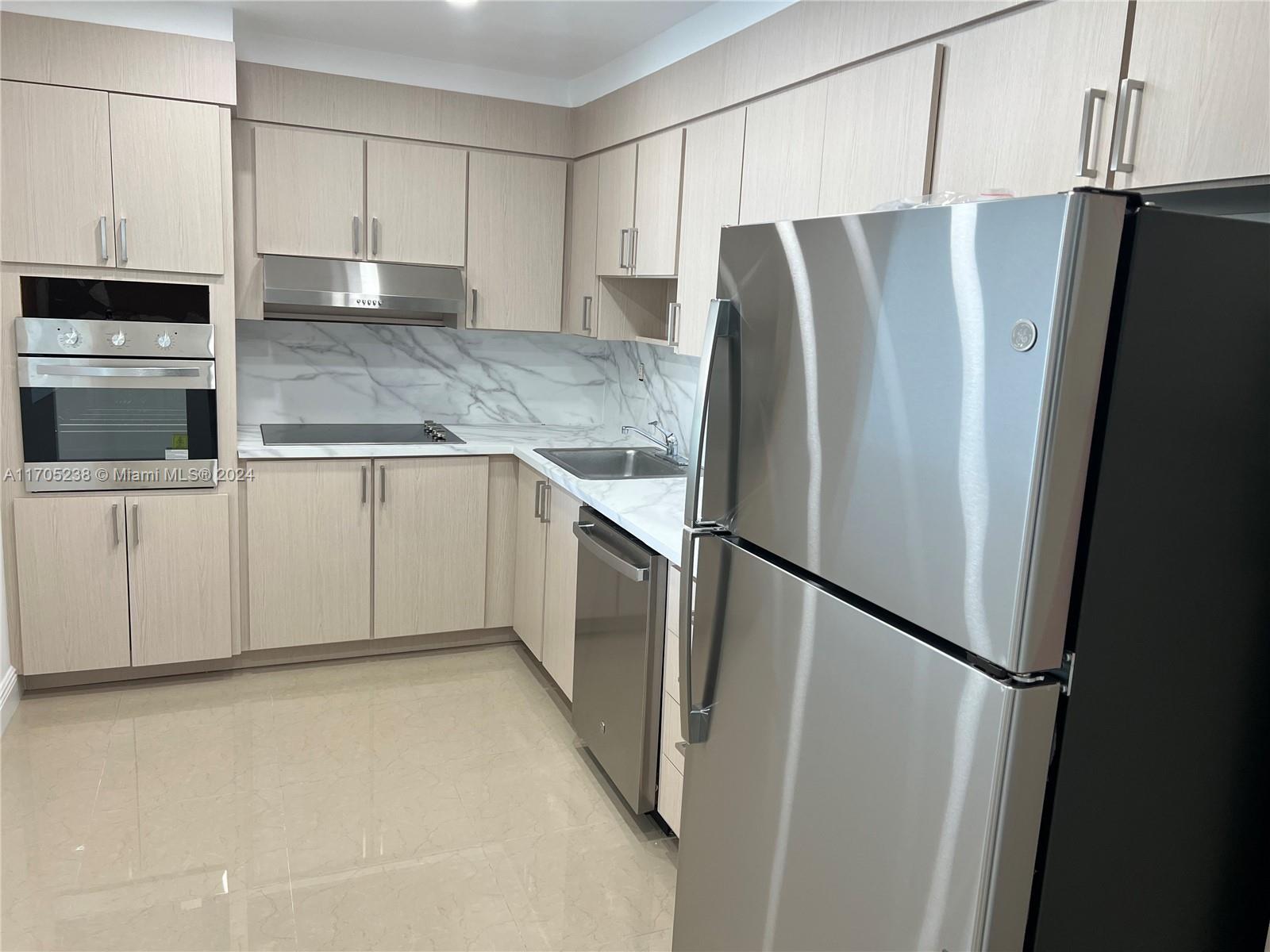 OCEANVIEW BUILDING B COND - Residential Lease