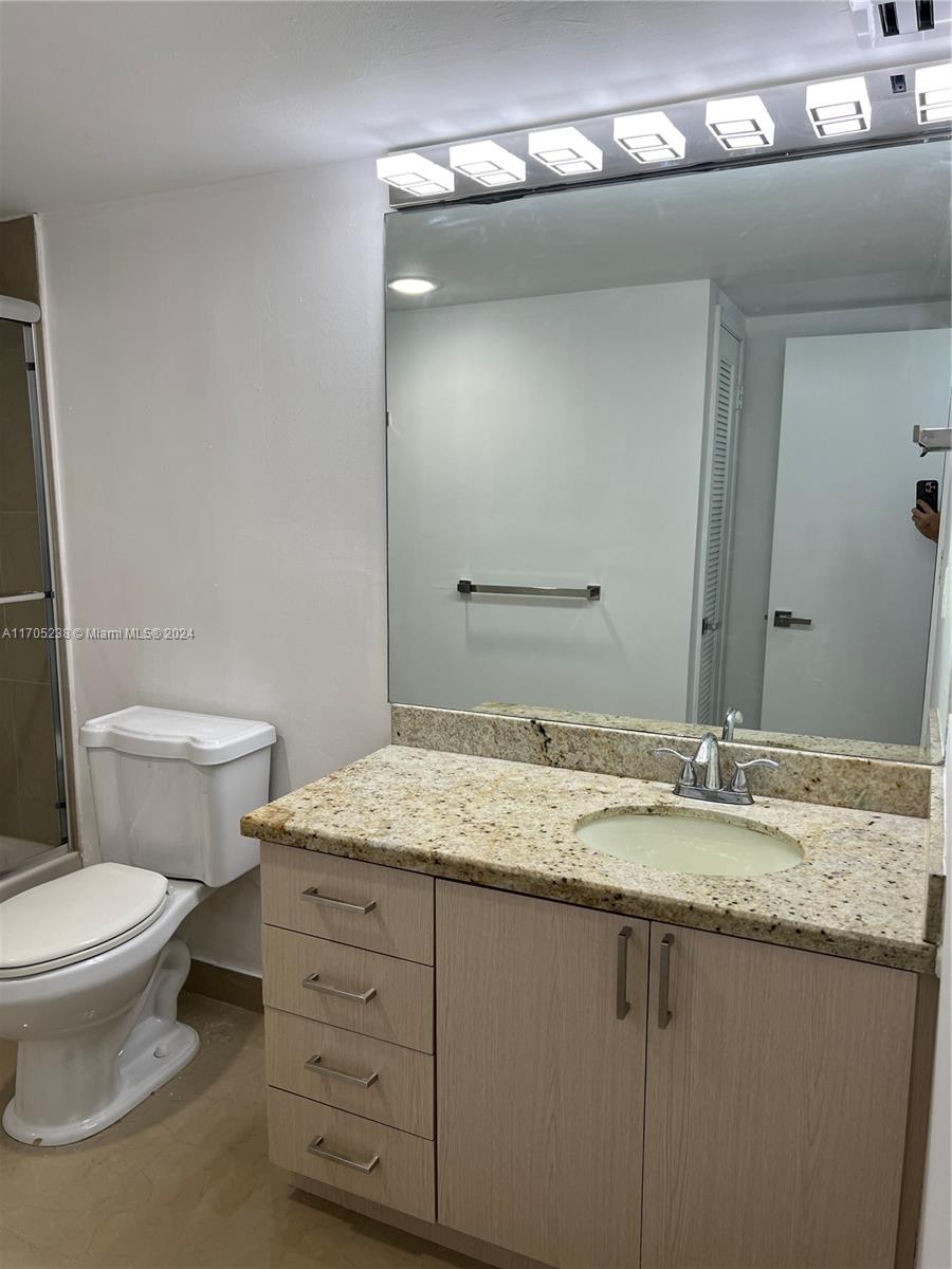 OCEANVIEW BUILDING B COND - Residential Lease