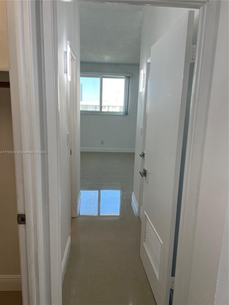 OCEANVIEW BUILDING B COND - Residential Lease