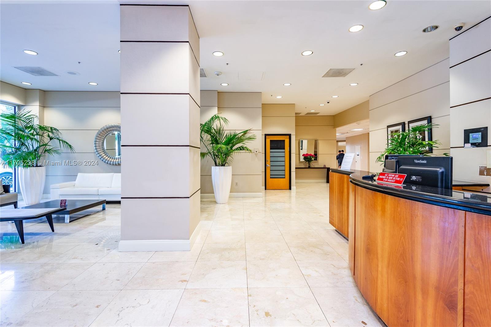 OCEANVIEW BUILDING B COND - Residential Lease
