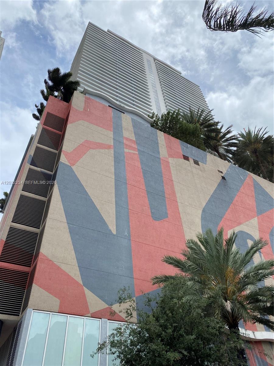 50 BISCAYNE CONDO - Residential Lease