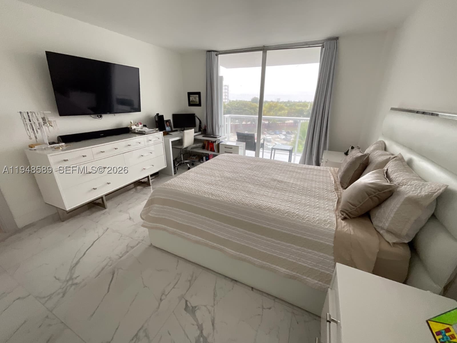 BUCKLEY TOWERS CONDO - EA - Residential