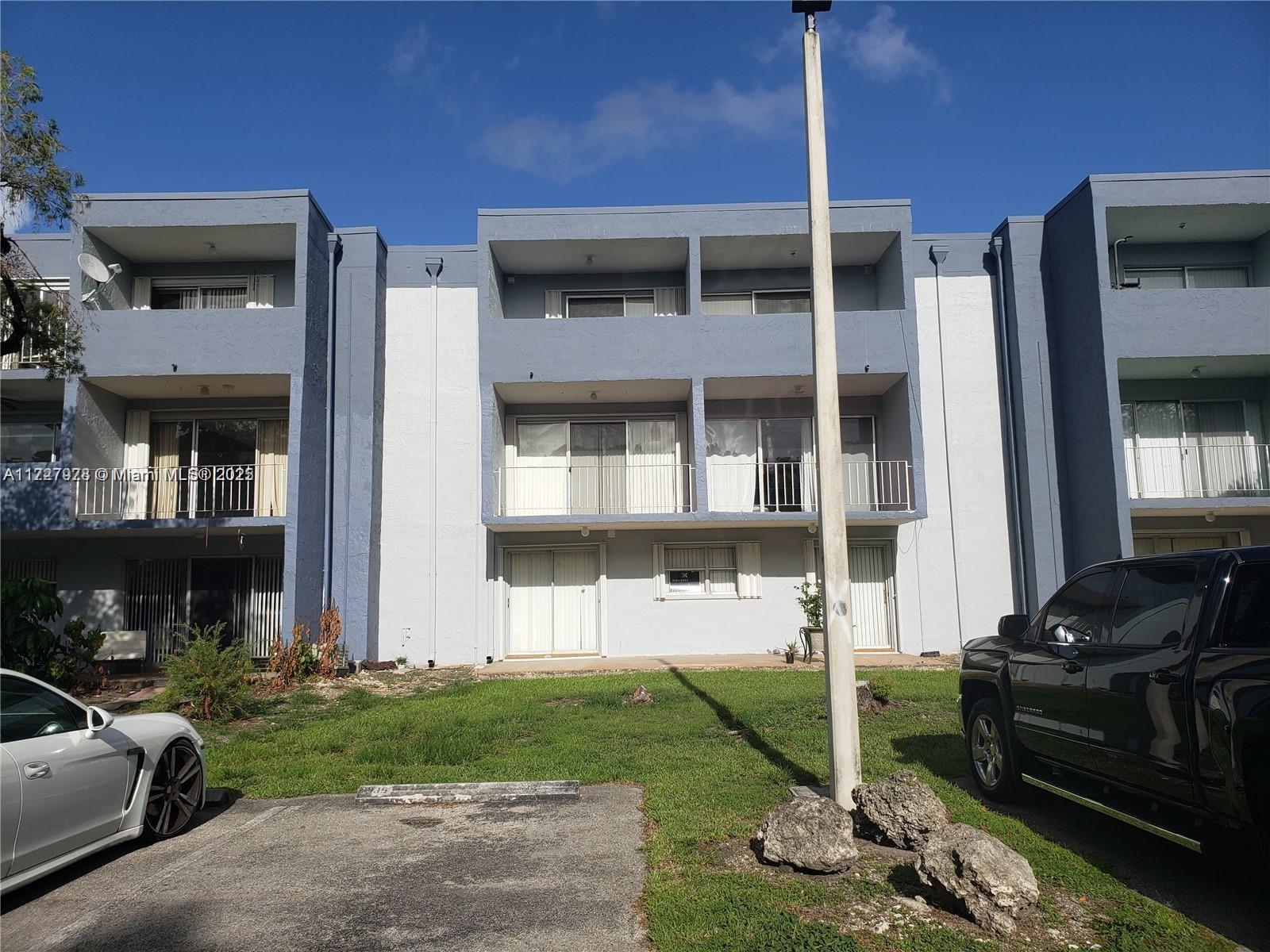 THE BEACH CLUB FONTAINEBL - Residential Lease