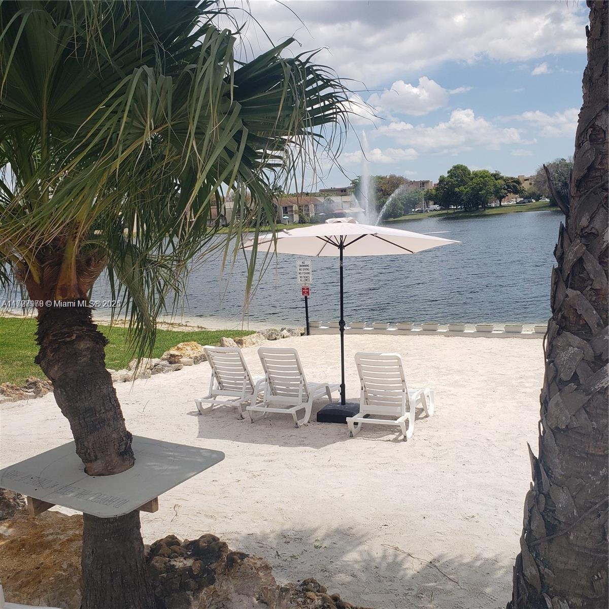 THE BEACH CLUB FONTAINEBL - Residential Lease