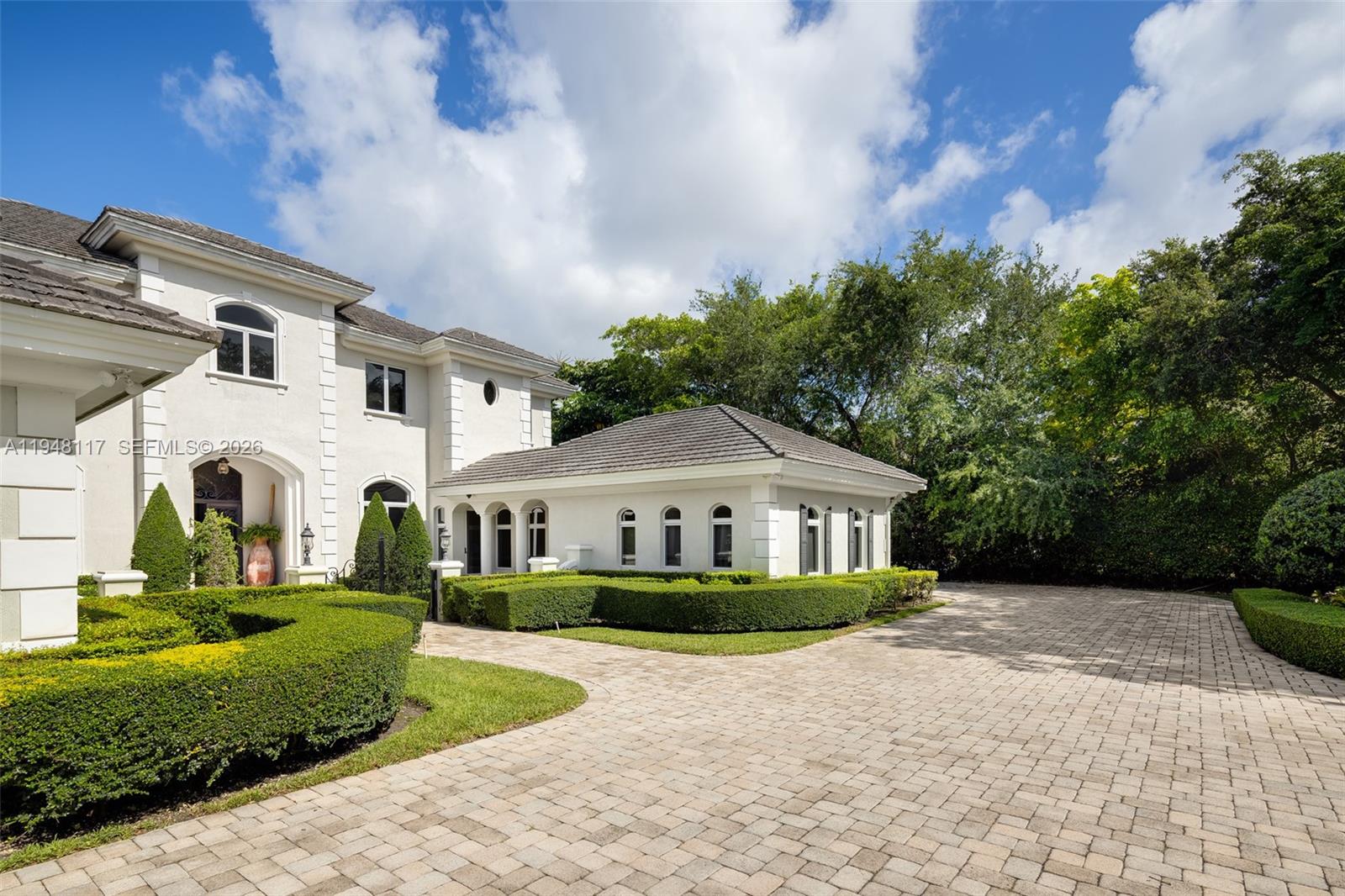 W T HARDEE-S SUB - Residential