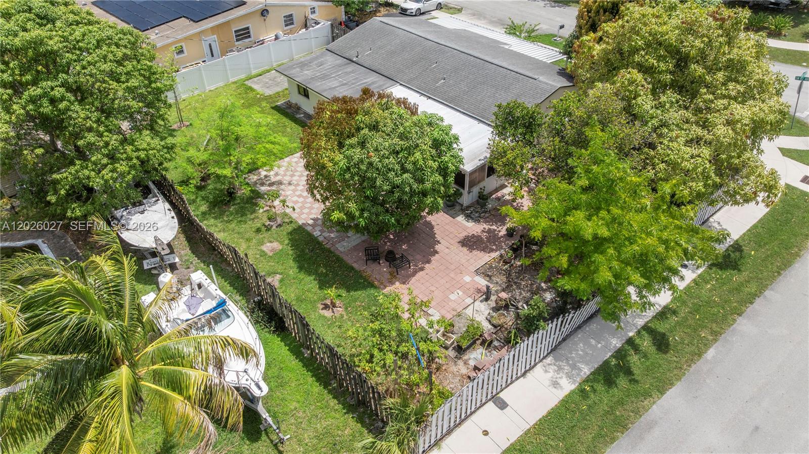 BROADVIEW COUNTRY CLUB - Residential