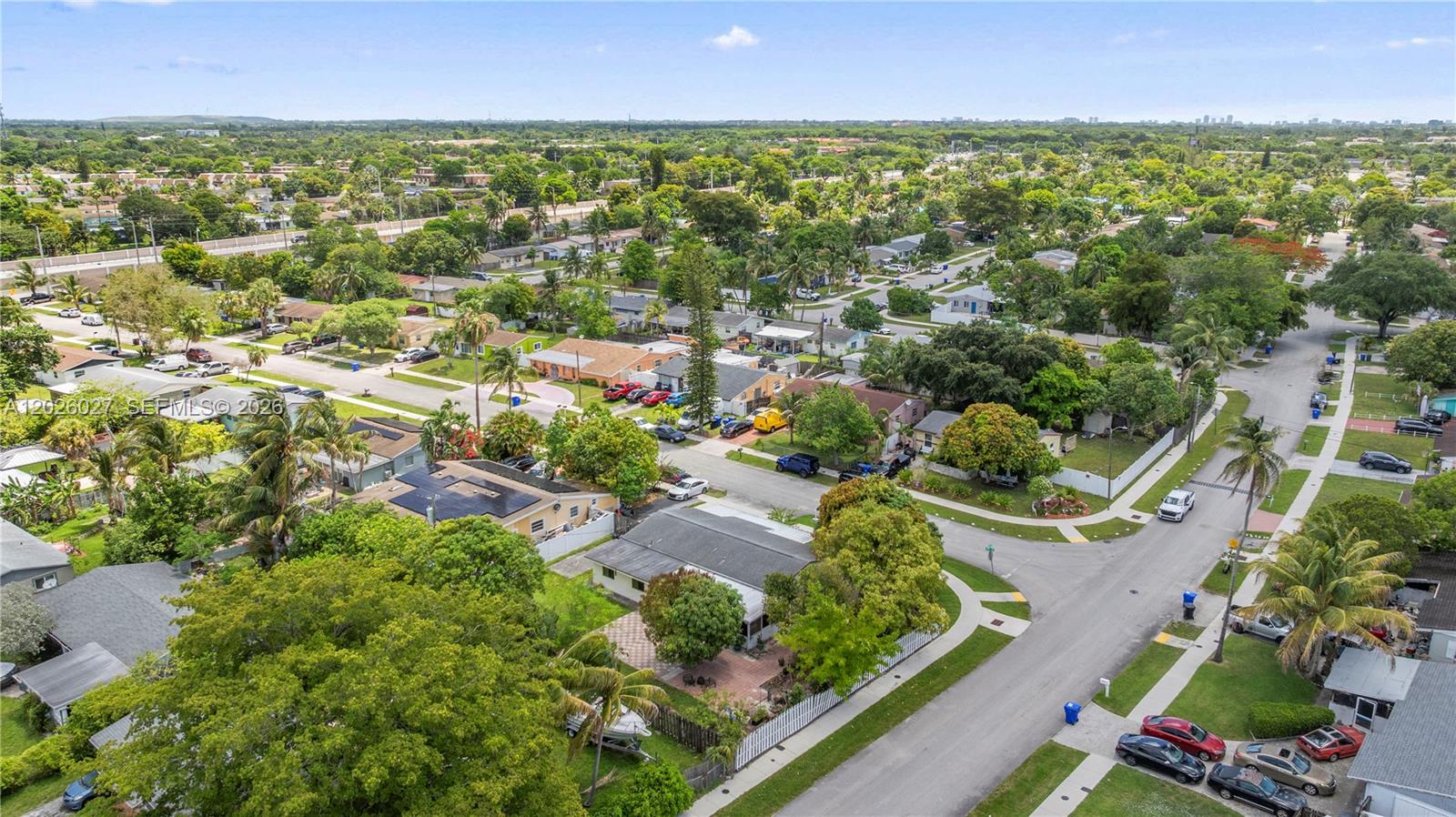 BROADVIEW COUNTRY CLUB - Residential