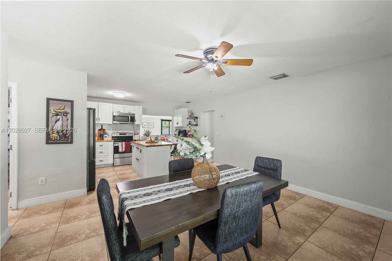 BROADVIEW COUNTRY CLUB - Residential
