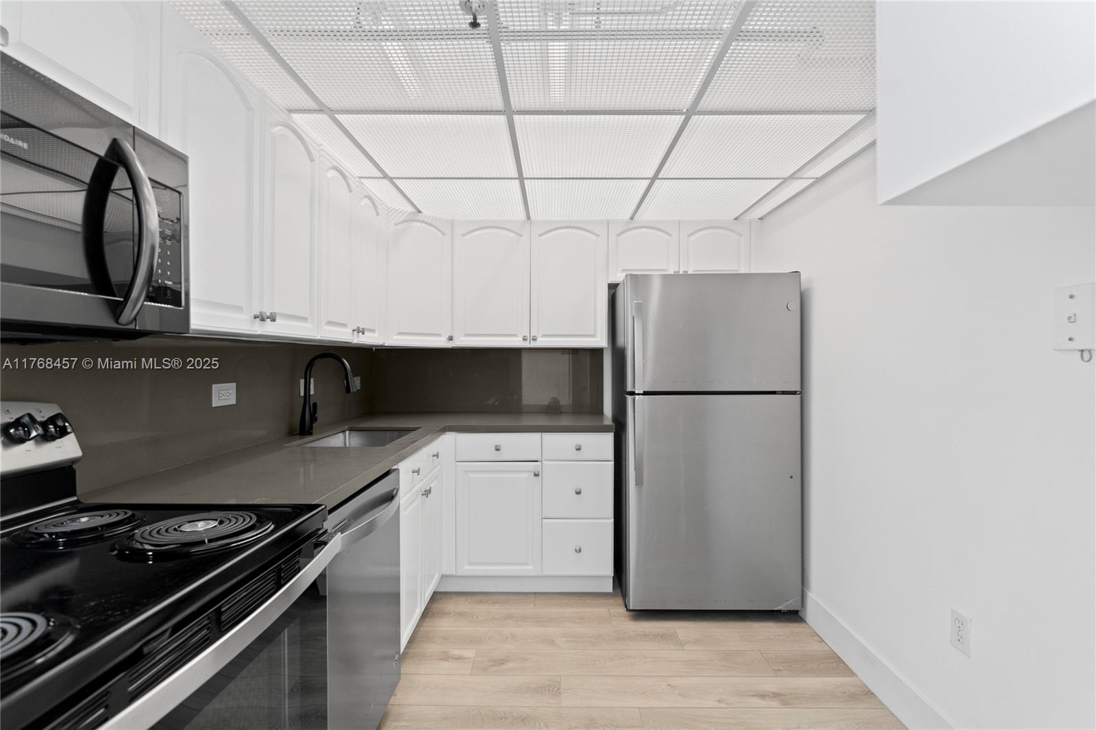 WATERVIEW CONDO - Residential
