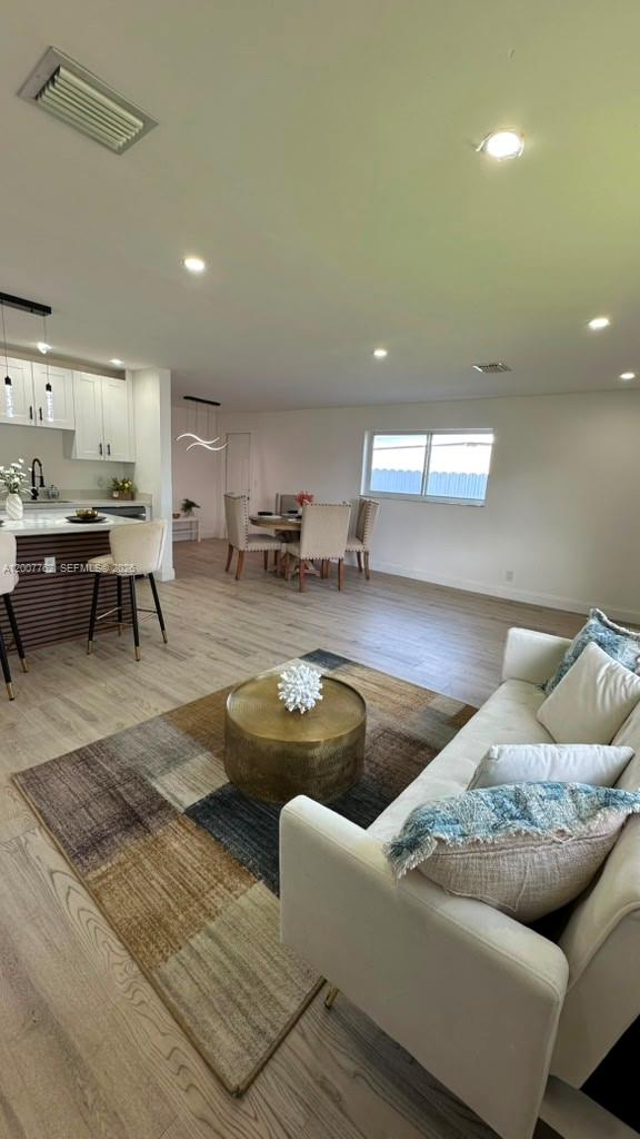 NORTH WEST LAUDERDALE - Residential