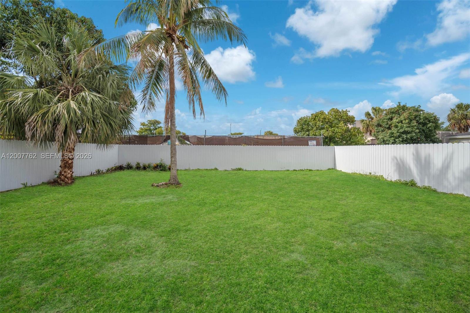 NORTH WEST LAUDERDALE - Residential