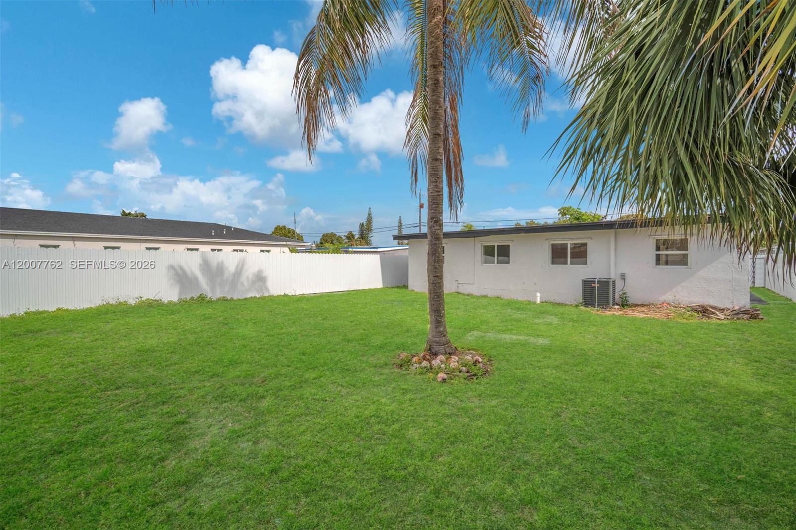 NORTH WEST LAUDERDALE - Residential