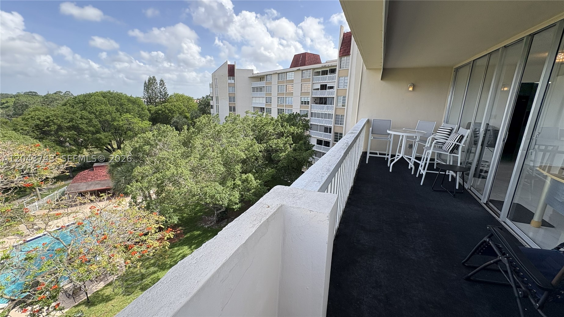 ENVIRON I CONDO 9 - Residential
