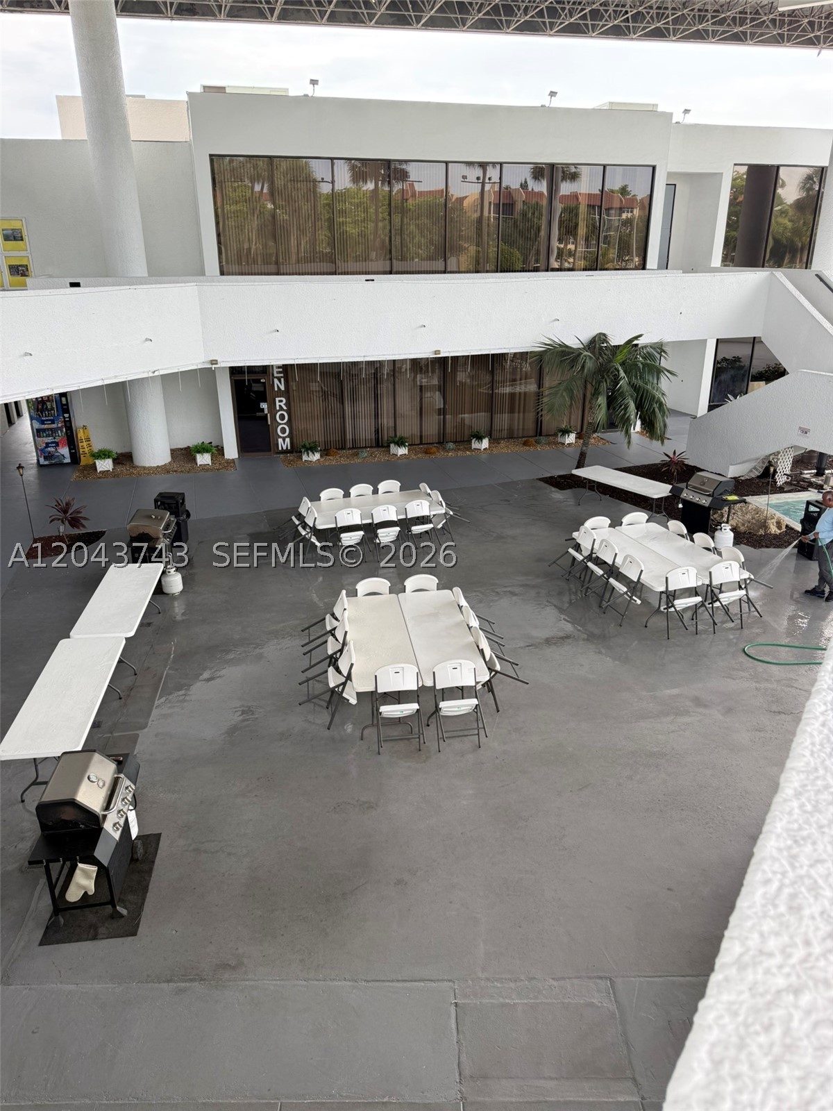 ENVIRON I CONDO 9 - Residential
