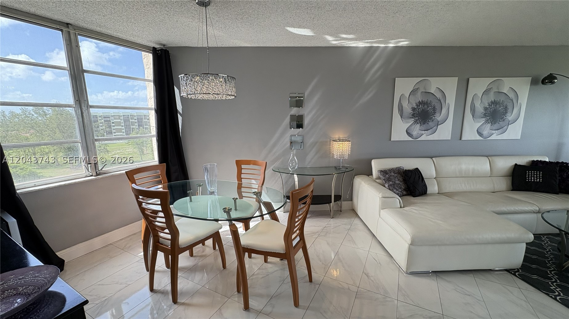 ENVIRON I CONDO 9 - Residential