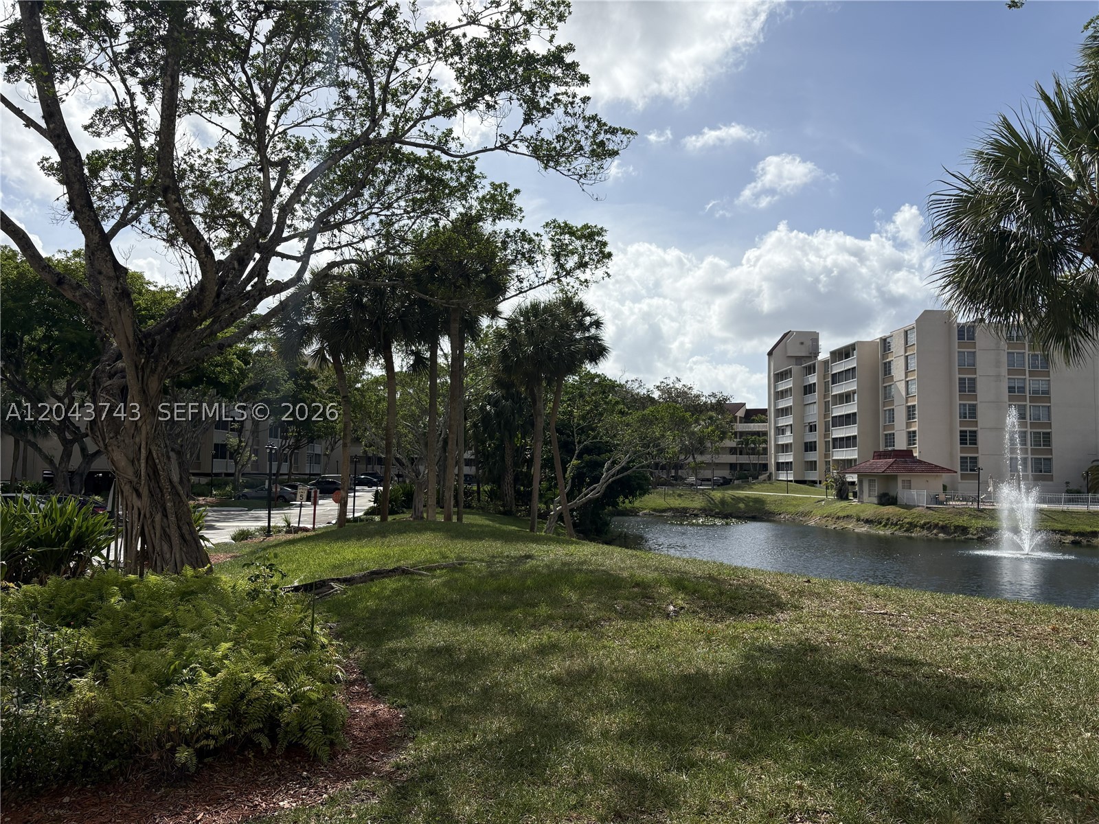ENVIRON I CONDO 9 - Residential