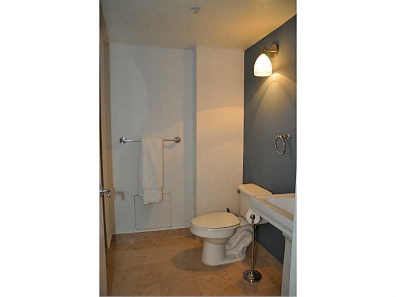 1500 OCEAN DRIVE CONDO - Residential Lease