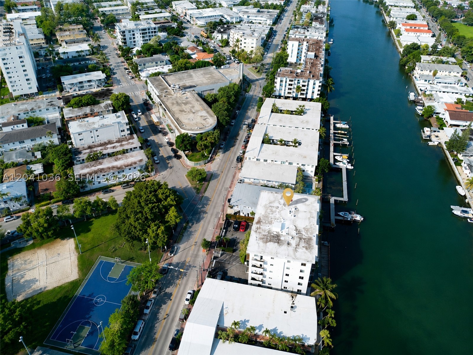 CREEK TOWERS & YACHT CLUB - Residential