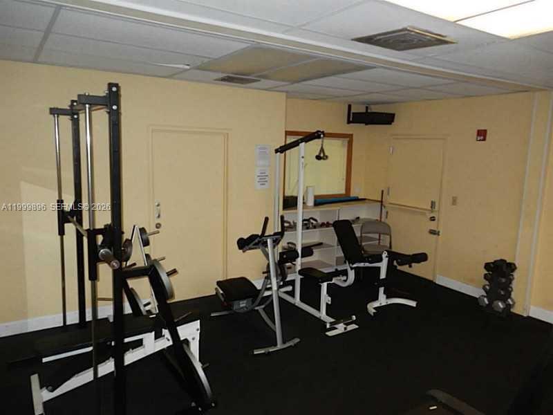 HOME TOWER CONDO - Residential