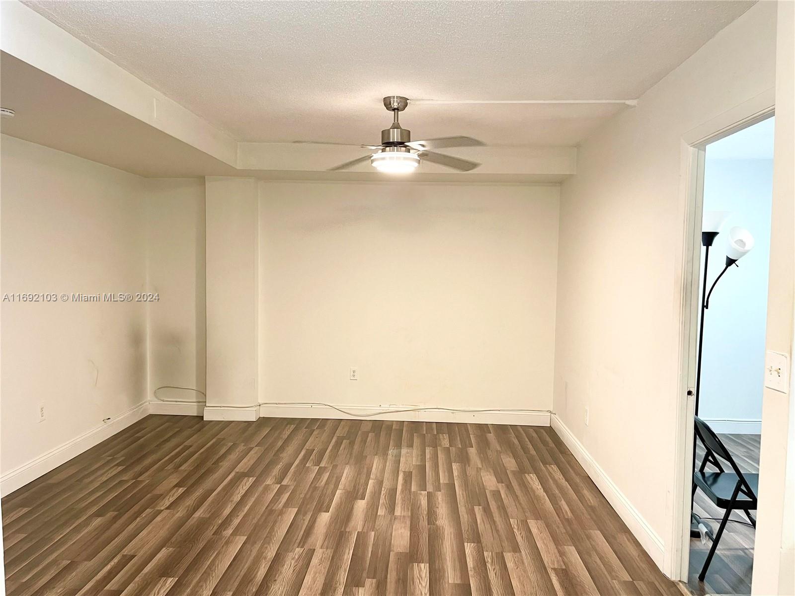 TWIN TOWERS CONDO - Residential